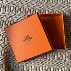 Hermès orange bracelet box